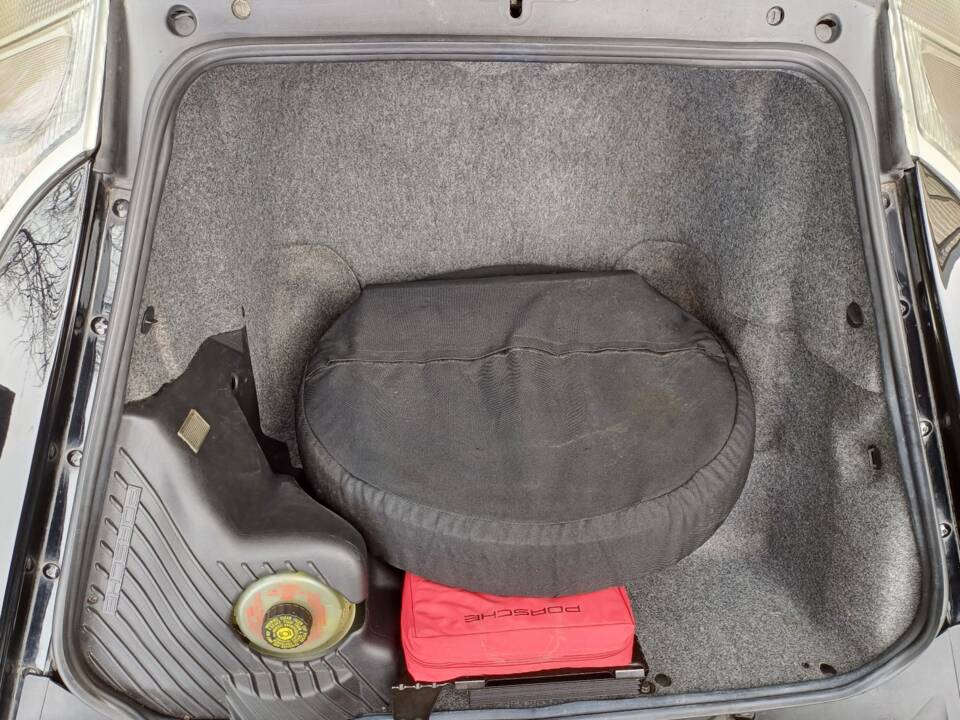 Image 52/82 of Porsche Boxster S (2000)