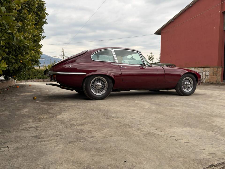 Afbeelding 6/25 van Jaguar E-Type V12 (2+2) (1972)