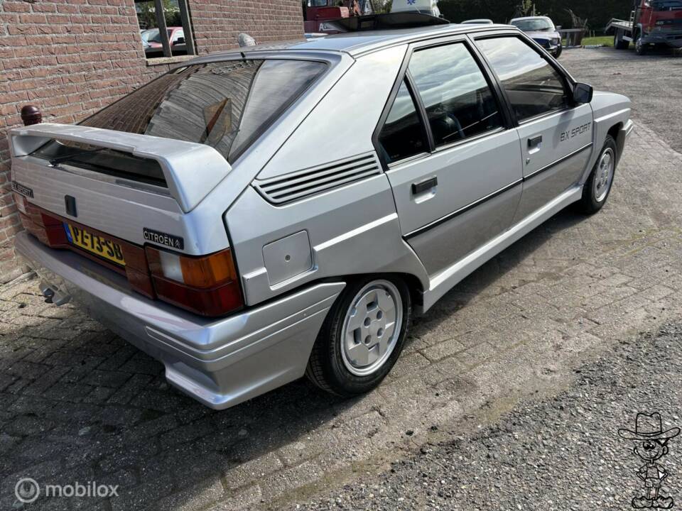 Imagen 7/50 de Citroën BX 19 Sport (1986)