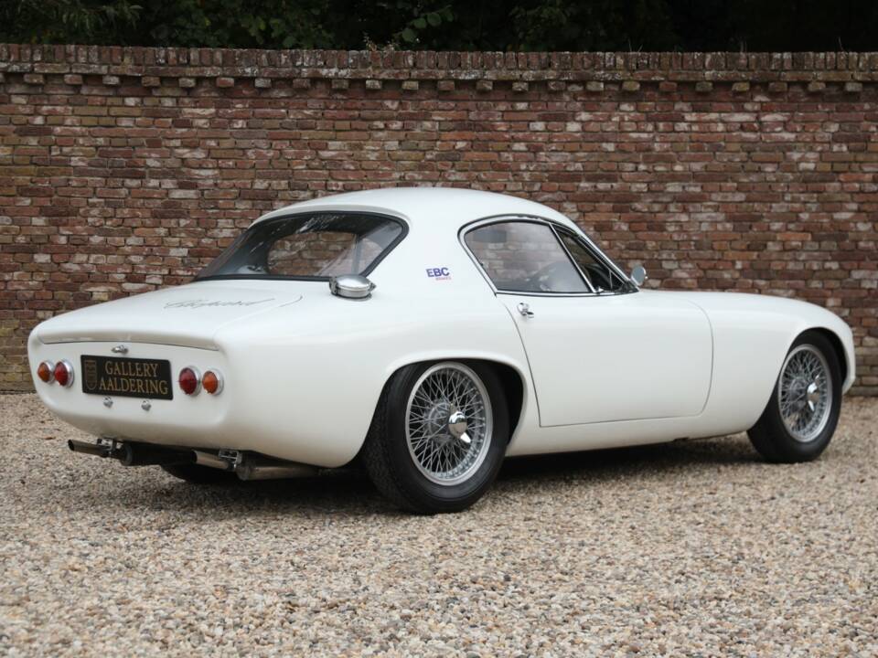 Immagine 2/50 di Lotus Elite S2 (1961)