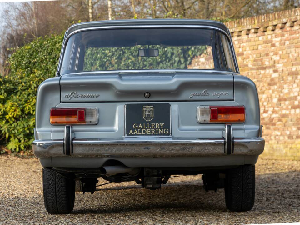 Afbeelding 6/50 van Alfa Romeo Giulia 1600 S (1968)