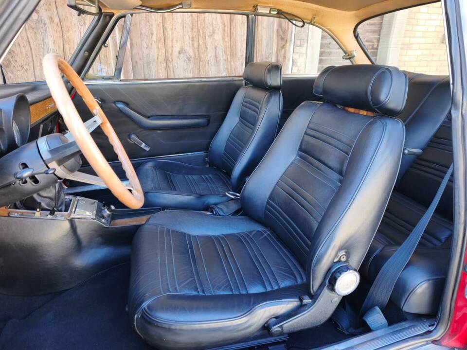 Bild 5/27 von Alfa Romeo 2000 GT Veloce (1972)