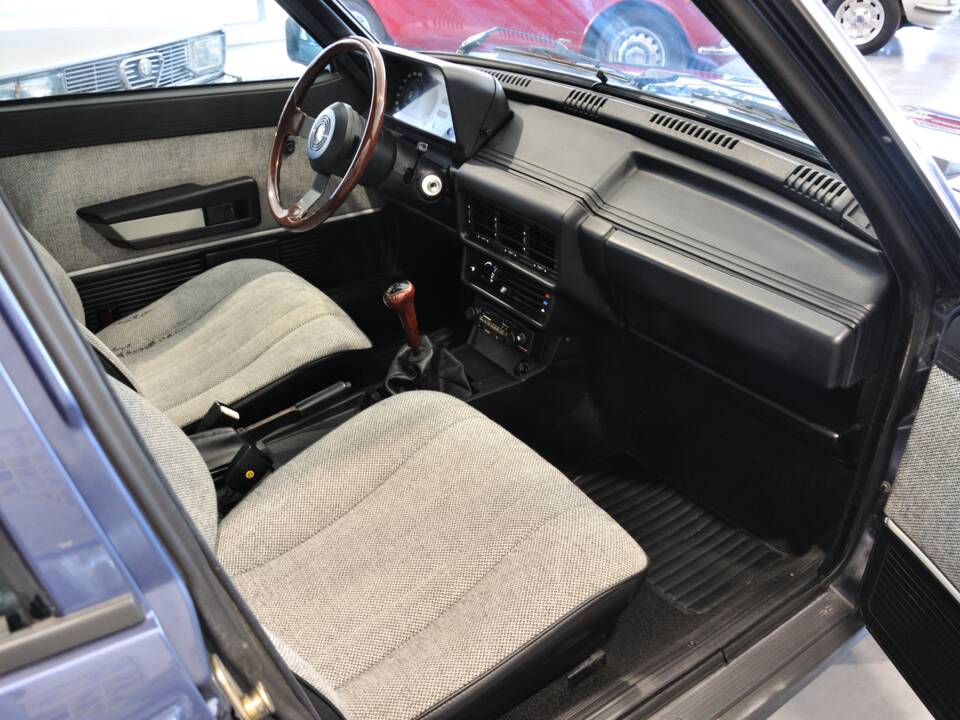 Image 25/29 of Alfa Romeo Giulietta 1.8 (1983)
