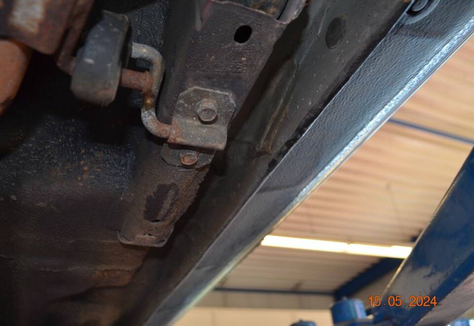 Image 33/38 of Mazda 626 2.0i (1994)
