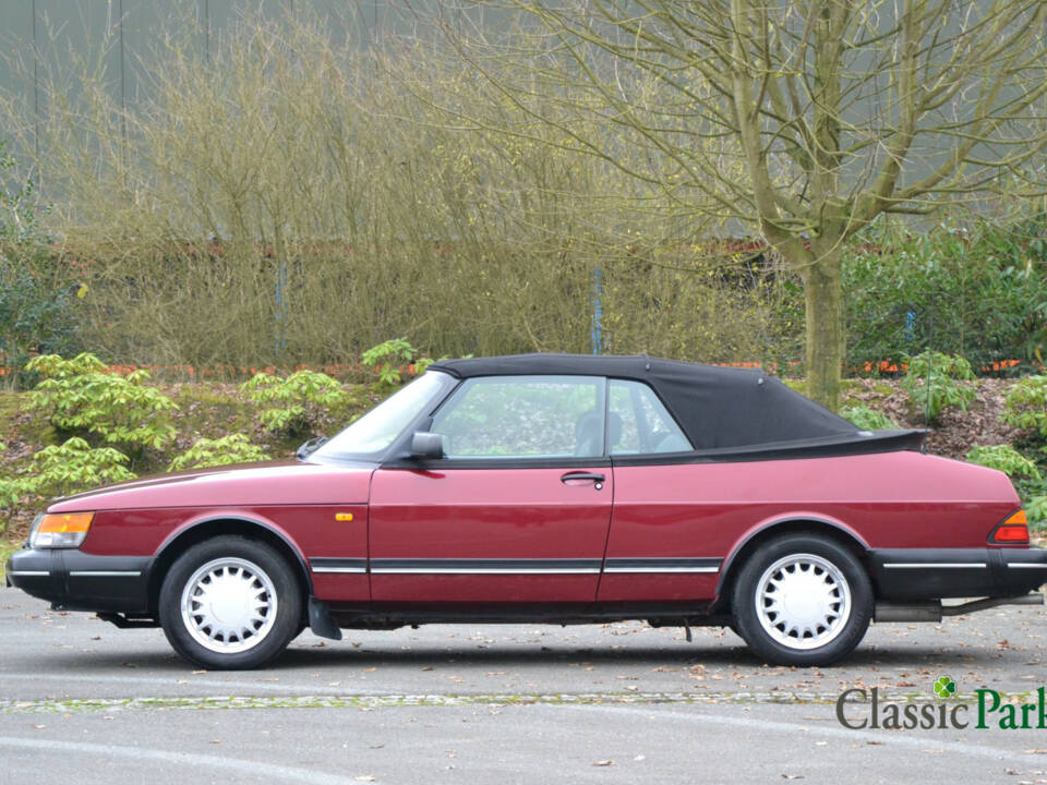 Image 7/50 of Saab 900 2.1 i 16V (1993)