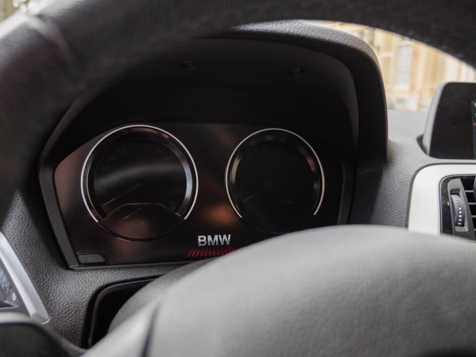 Bild 10/23 von BMW 118i (2018)