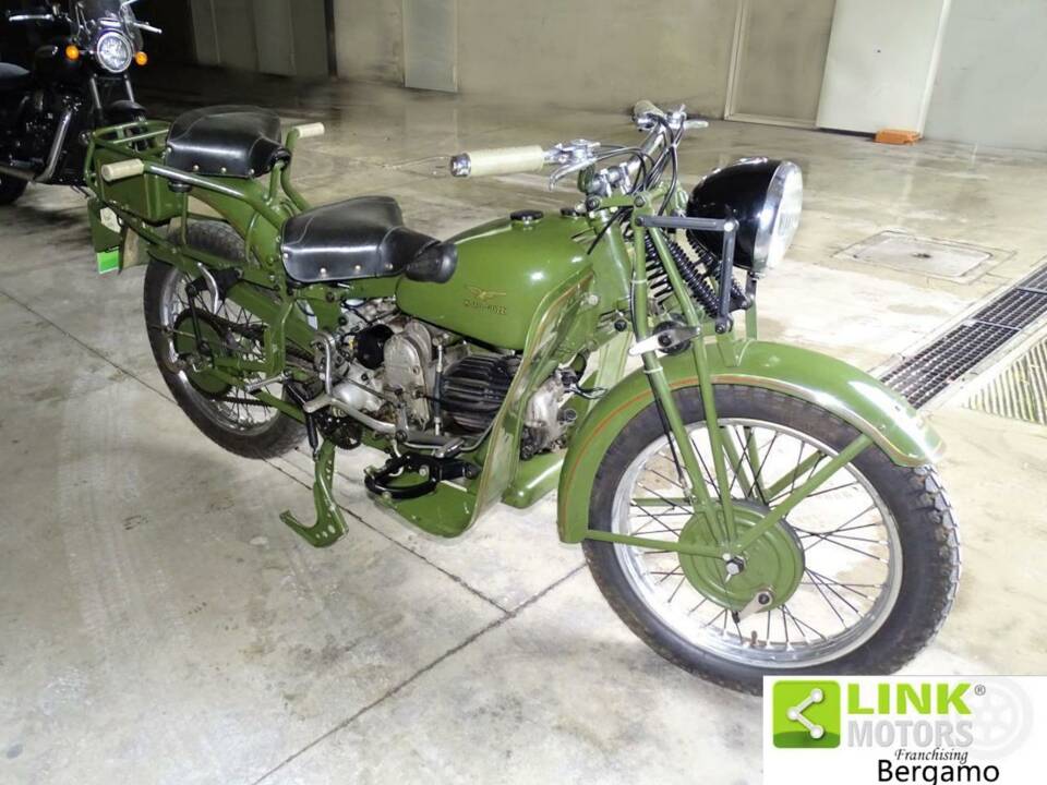 Image 4/10 of Moto Guzzi DUMMY (1981)