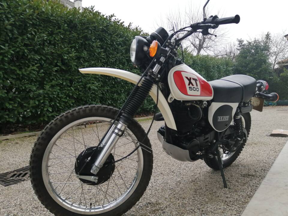 Immagine 8/16 di Yamaha DUMMY (1979)