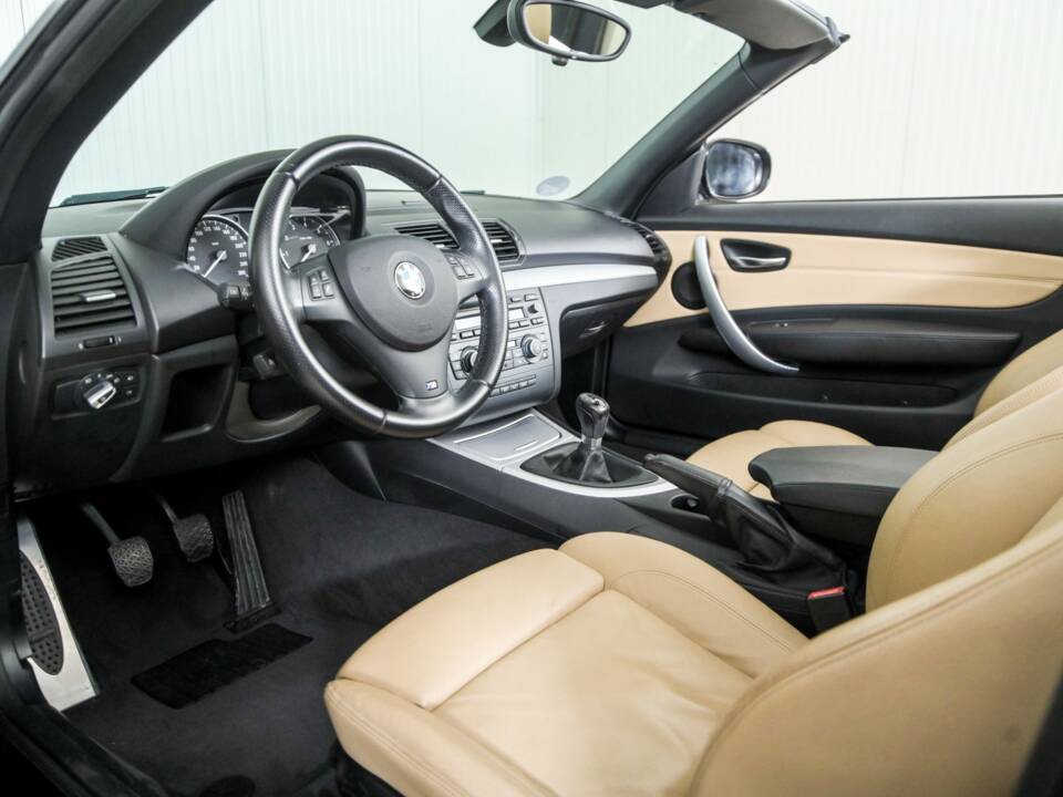 Immagine 11/50 di BMW 120i (2012)