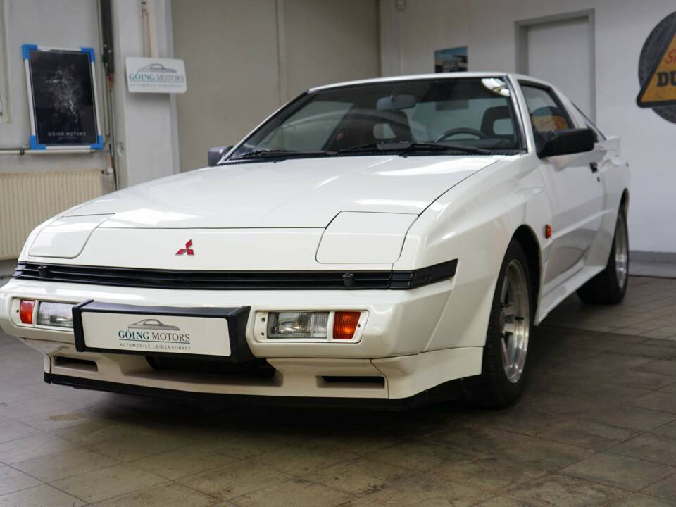 Image 11/55 of Mitsubishi Starion (1989)