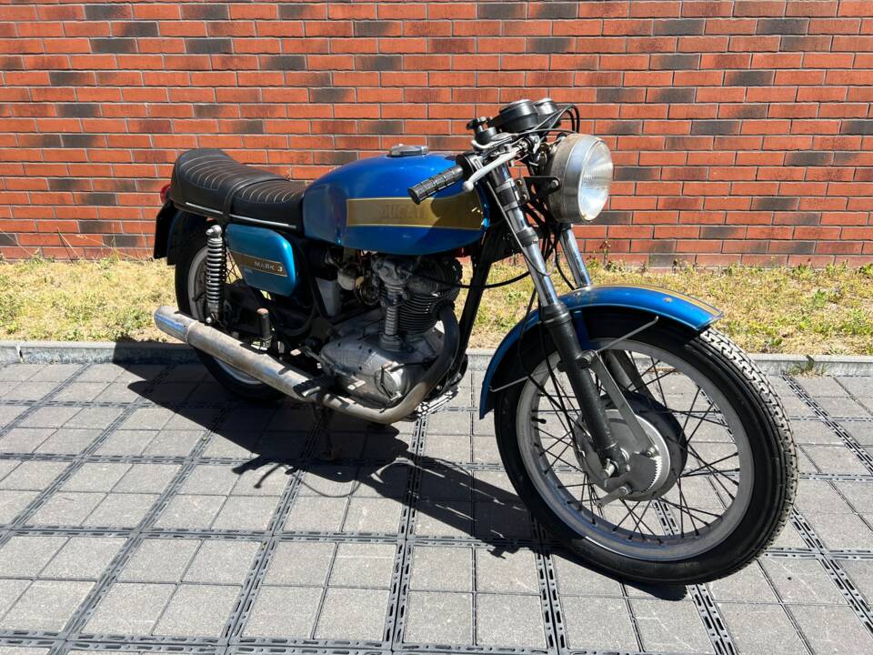 Bild 1/22 von Ducati DUMMY (1974)