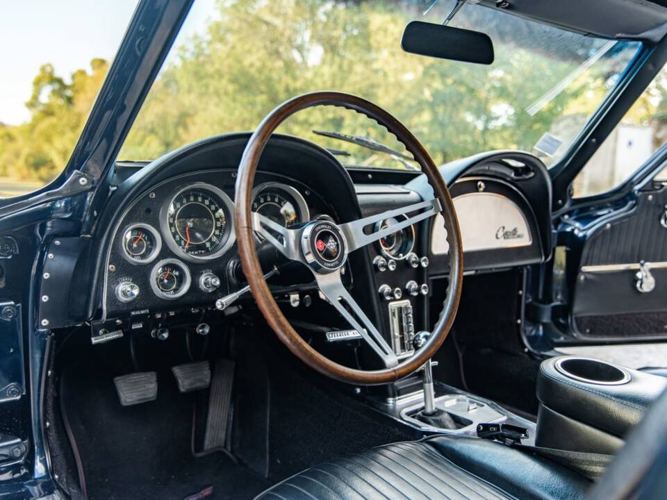 Image 8/18 of Chevrolet Corvette Sting Ray (1964)