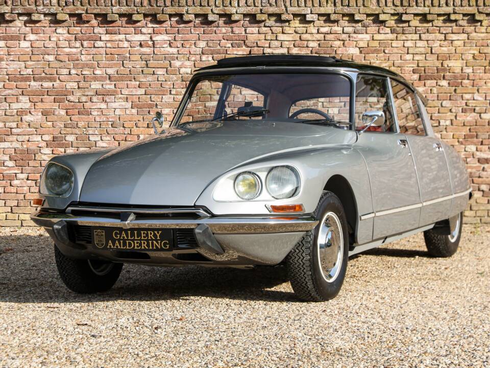 Bild 1/50 von Citroën DS 20 (1974)