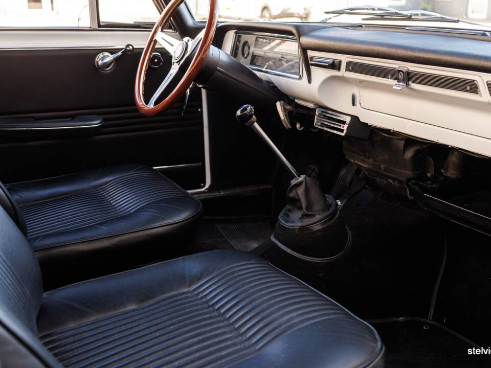 Image 27/40 de Alfa Romeo Giulia 1600 TI (1967)