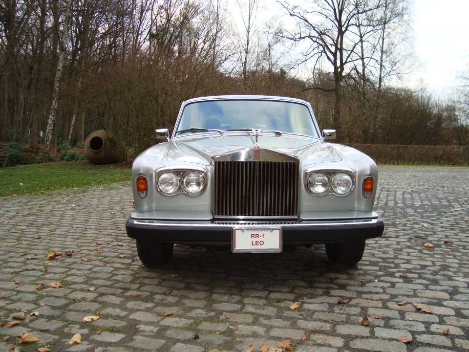 Imagen 2/31 de Rolls-Royce Silver Shadow II (1979)