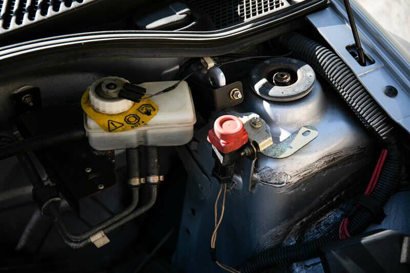 Image 26/40 of Renault Clio II V6 (2002)