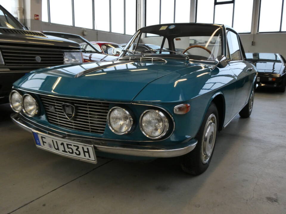 Image 26/43 of Lancia Fulvia Rallye 1.3 S (1969)