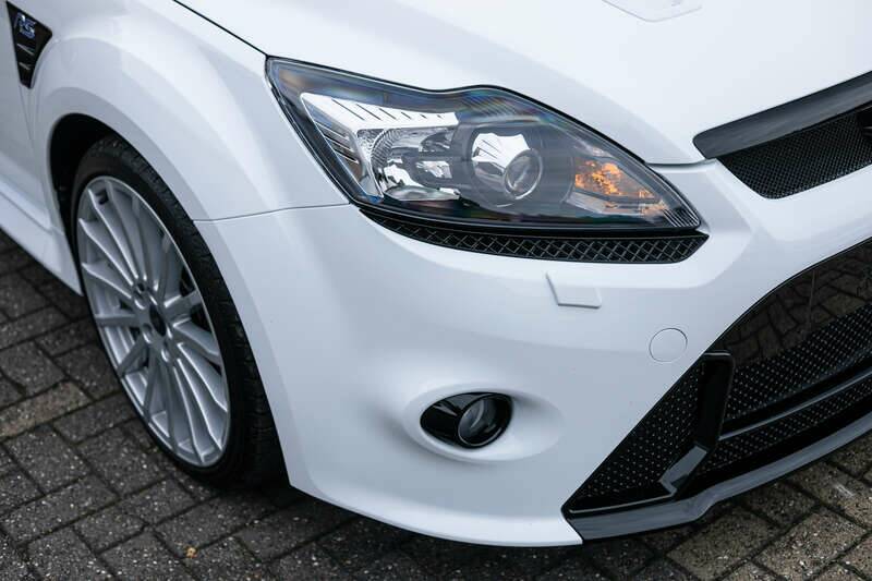 Image 44/50 of Ford Focus RS (2010)