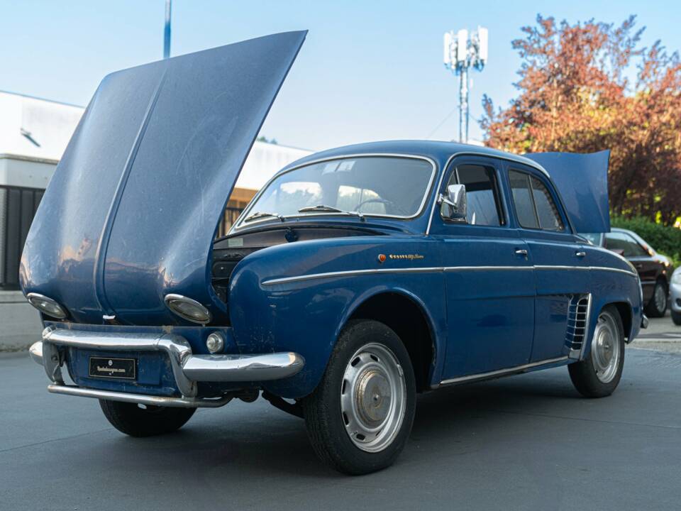 Bild 27/41 von Renault Ondine (1962)