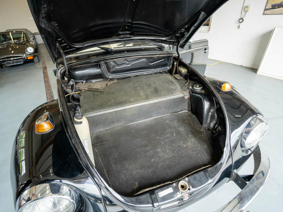 Image 16/34 of Volkswagen Beetle 1303 (1973)