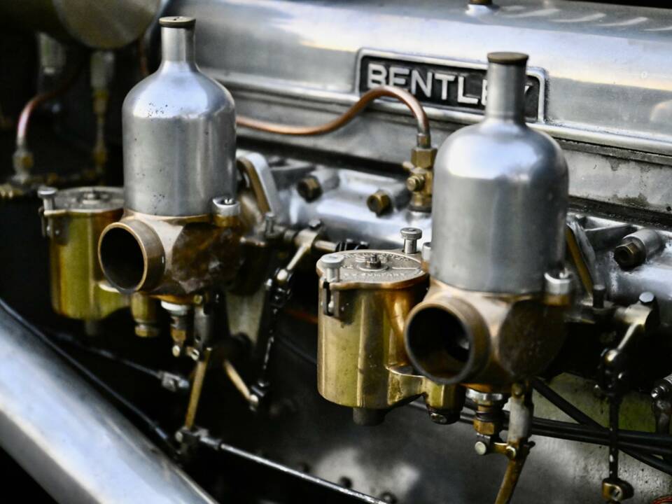 Image 34/50 de Bentley 4 1/2 Litre (1928)
