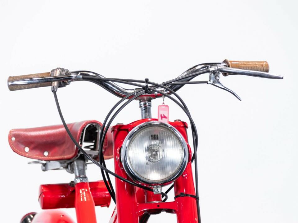 Bild 29/44 von Ducati DUMMY (1952)