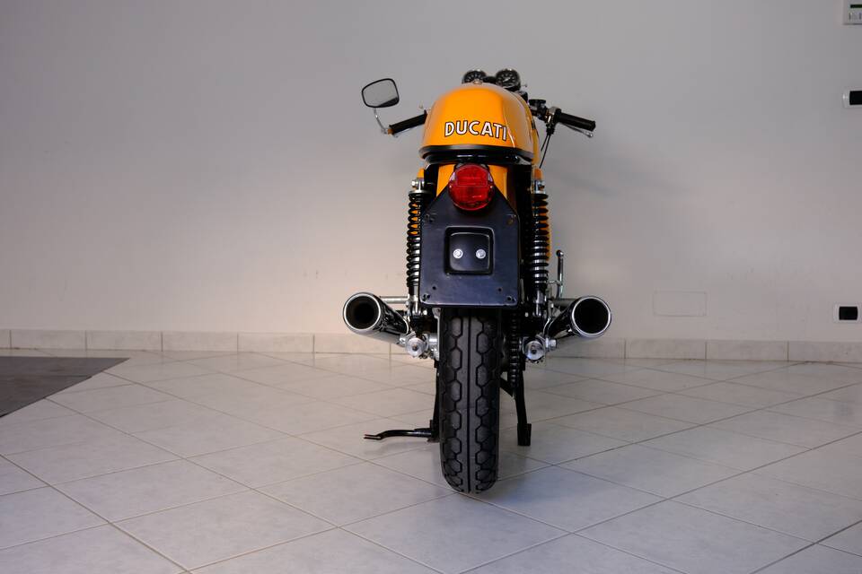Afbeelding 73/96 van Ducati 750 Sport (1974)