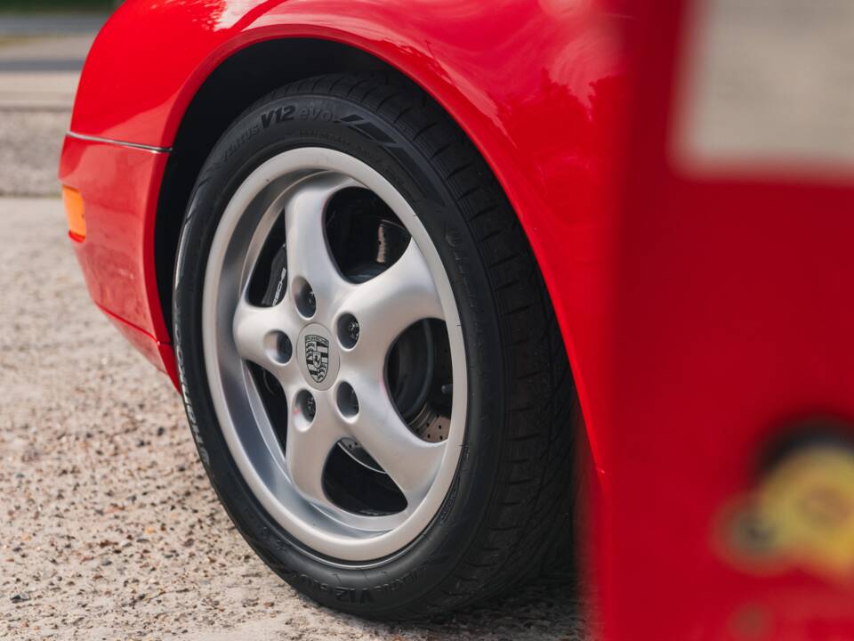 Imagen 17/37 de Porsche 911 Carrera (1995)