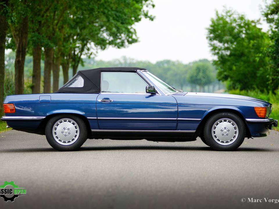 Immagine 36/60 di Mercedes-Benz 420 SL (1987)