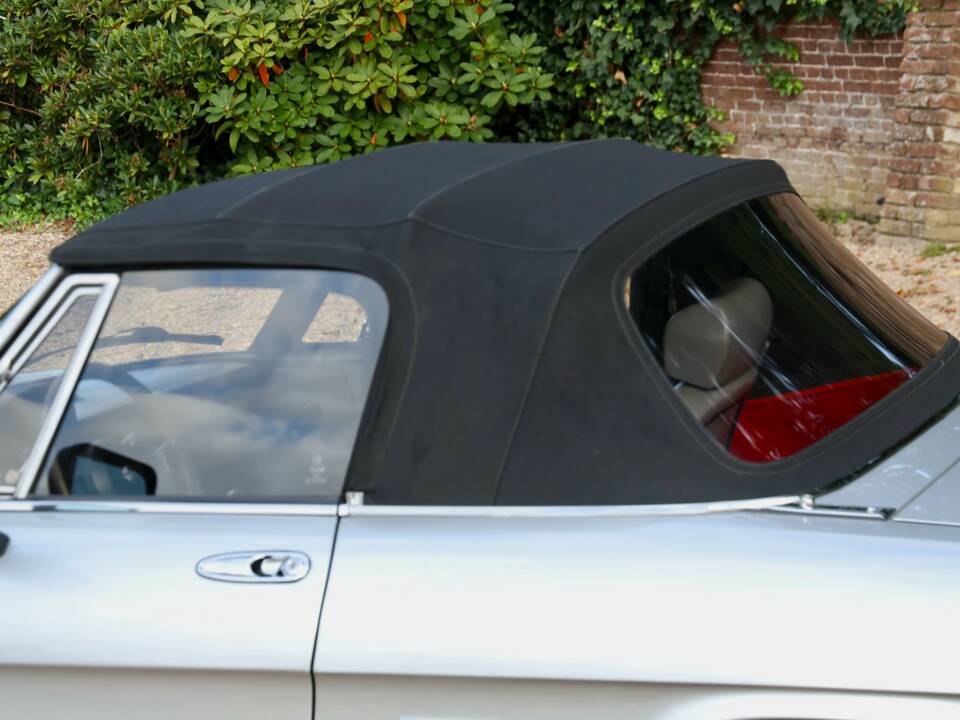Image 15/50 de Alfa Romeo 2.0 Spider QV (1988)
