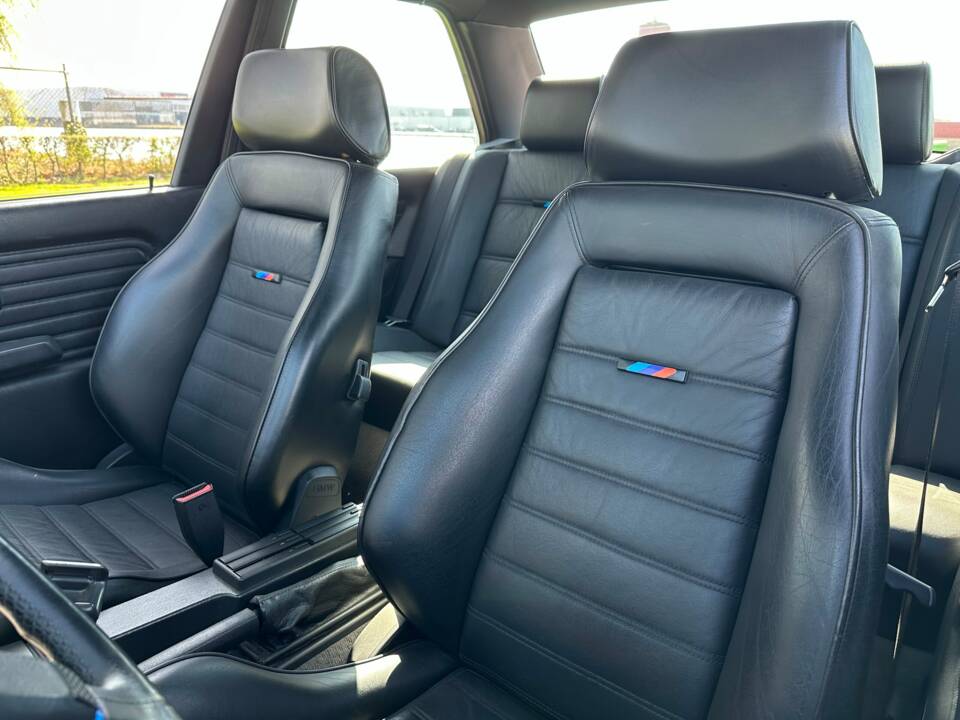 Immagine 6/6 di BMW M3 (1989)
