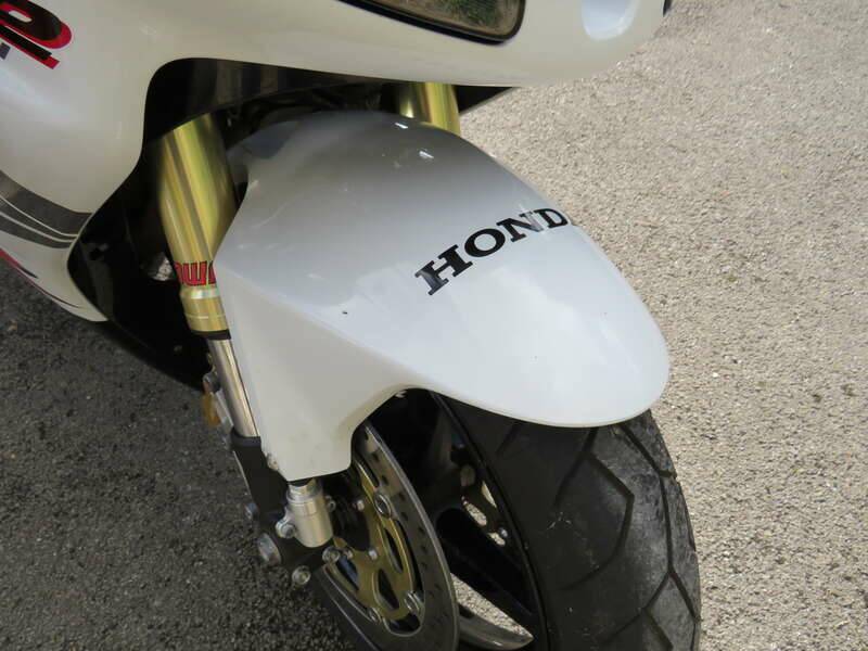 Bild 29/42 von Honda VTR 1000 SP2 (2002)