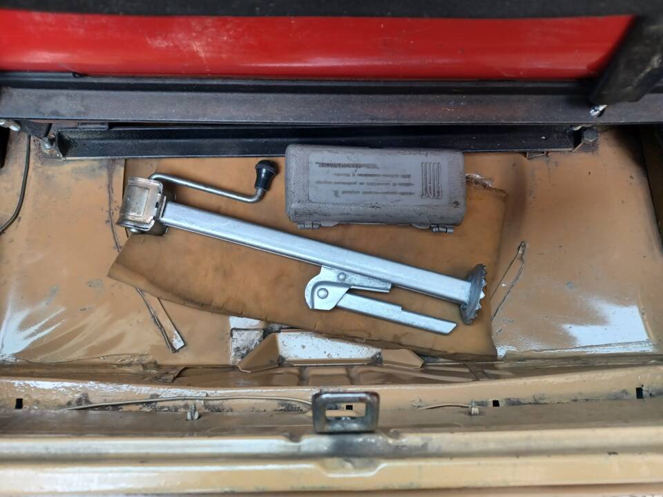 Image 72/85 of Autobianchi A112 (1974)