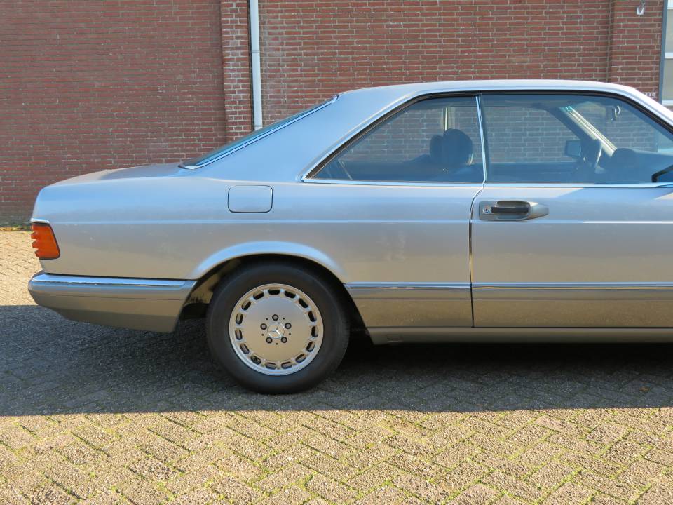 Image 5/30 of Mercedes-Benz 560 SEC (1987)