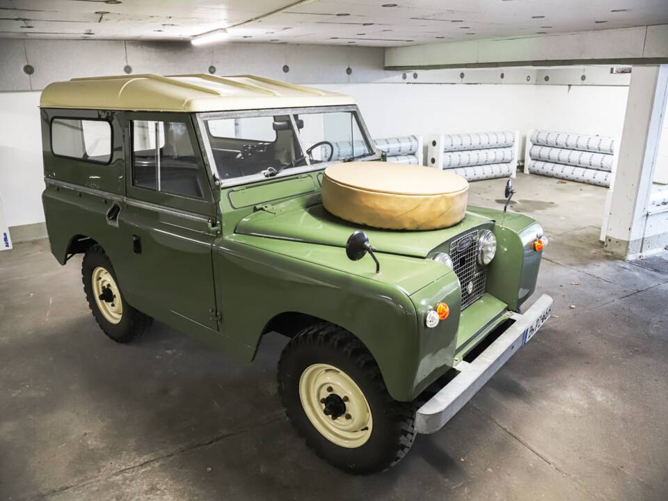 Bild 10/96 von Land Rover 88 (1961)