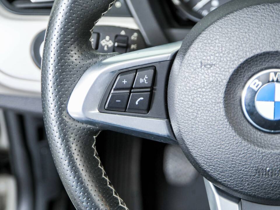 Image 24/50 of BMW Z4 sDrive23i (2010)