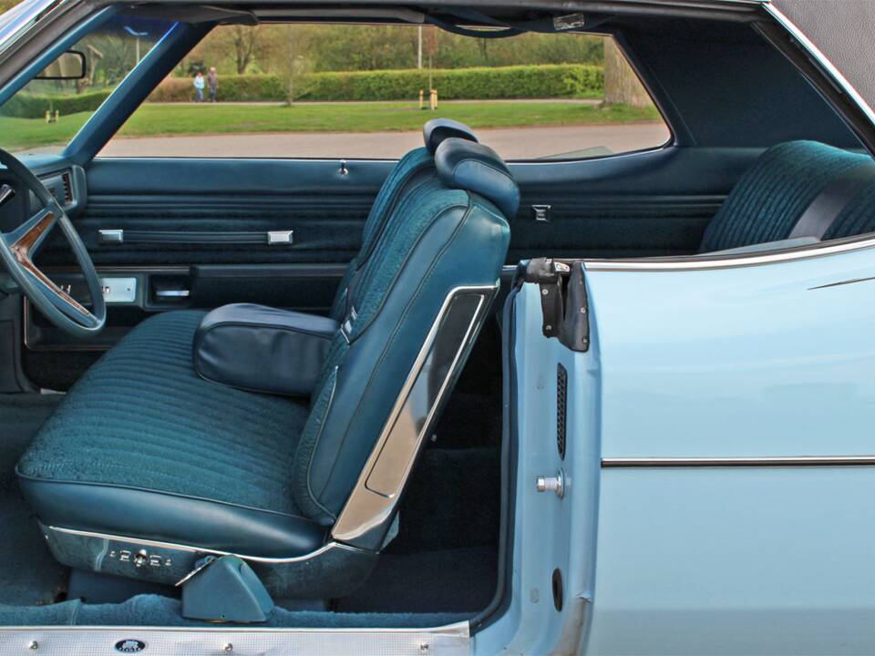 Bild 17/30 von Pontiac Grand Ville (1972)