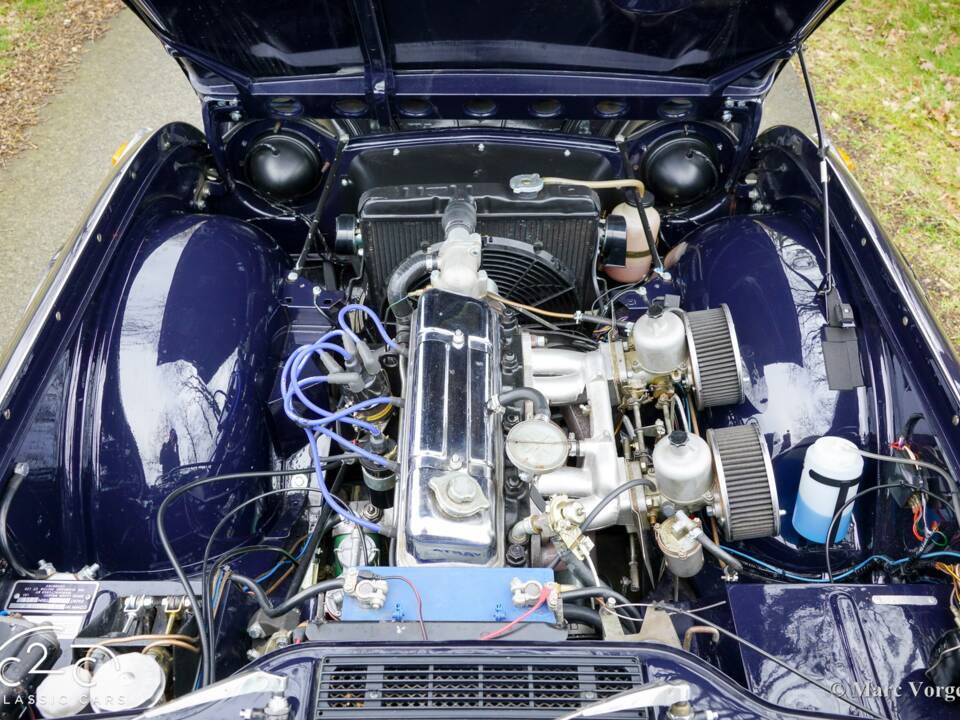 Image 17/45 of Triumph TR 4A (1966)