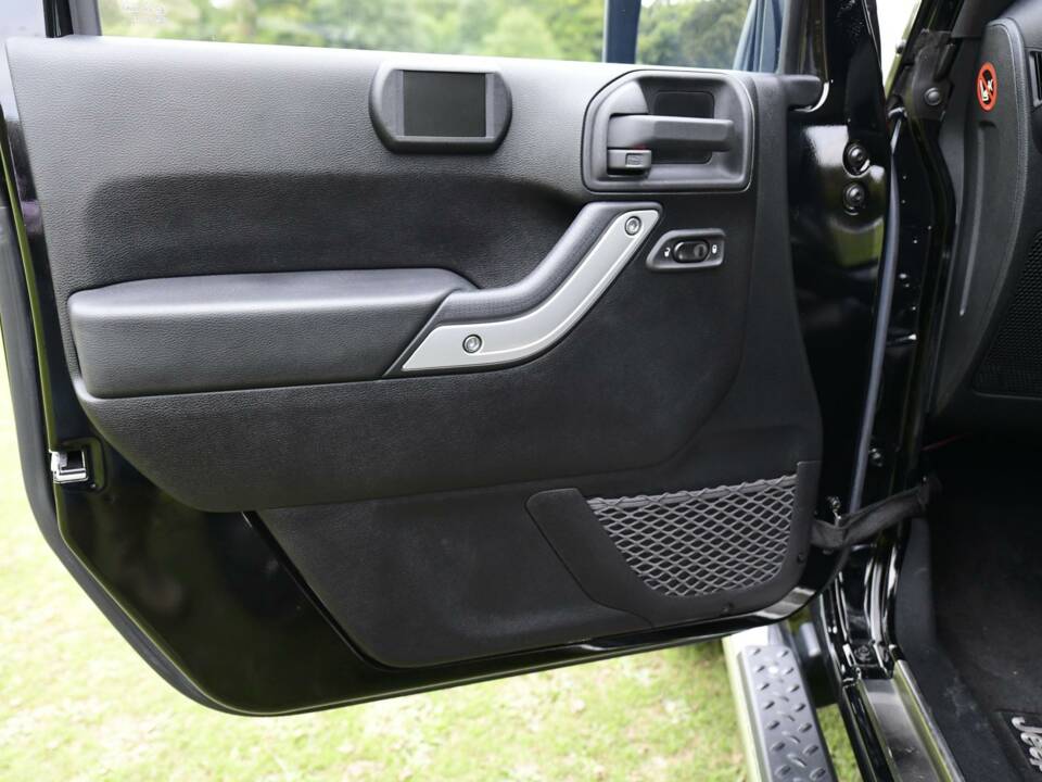 Image 28/50 of Jeep Wrangler 3.6 V6 (2012)