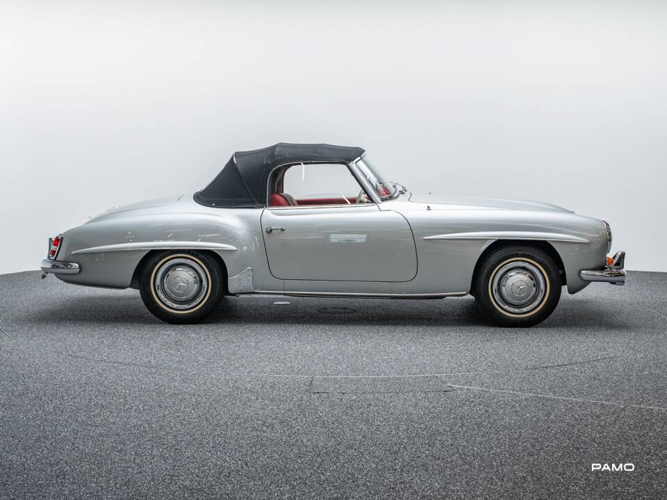 Image 8/44 of Mercedes-Benz 190 SL (1957)