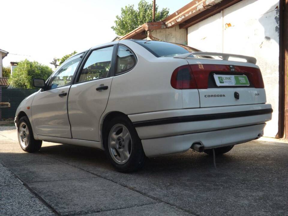 Afbeelding 4/50 van SEAT Cordoba 1.6i (1994)