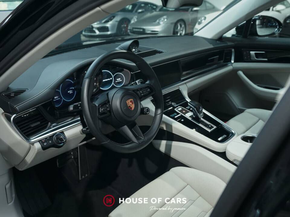 Image 15/25 of Porsche Panamera 4 E-Hybrid (2022)