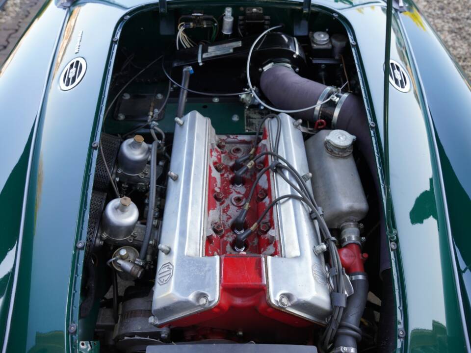 Image 7/50 of MG MGA Twin Cam (1959)