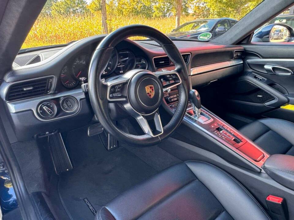 Bild 13/20 von Porsche 911 Carrera (2018)