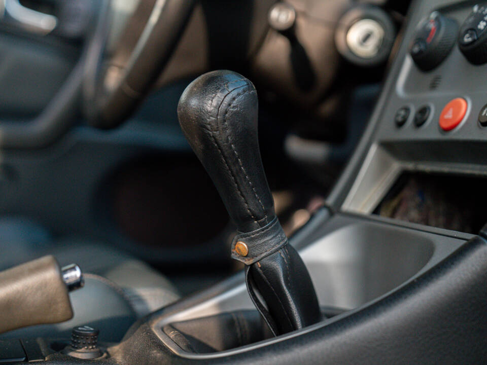 Immagine 32/46 di Alfa Romeo GTV 2.0 JTS (2003)