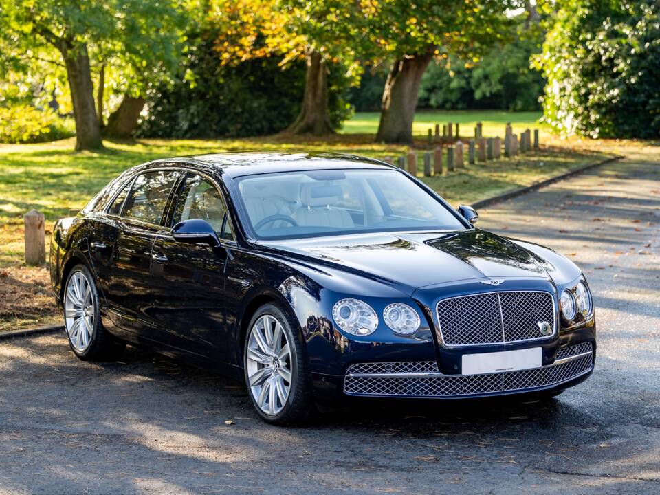 Immagine 1/31 di Bentley Continental Flying Spur (2013)