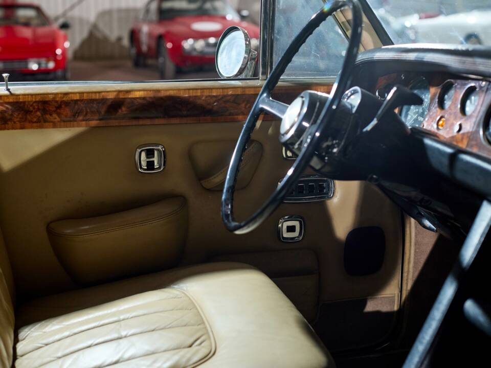 Bild 58/69 von Rolls-Royce Silver Shadow I (1971)