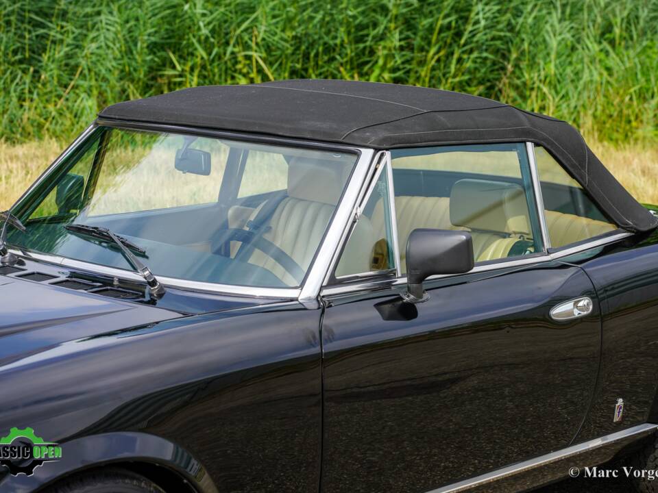 Image 33/42 of FIAT Spider 2000 (1981)