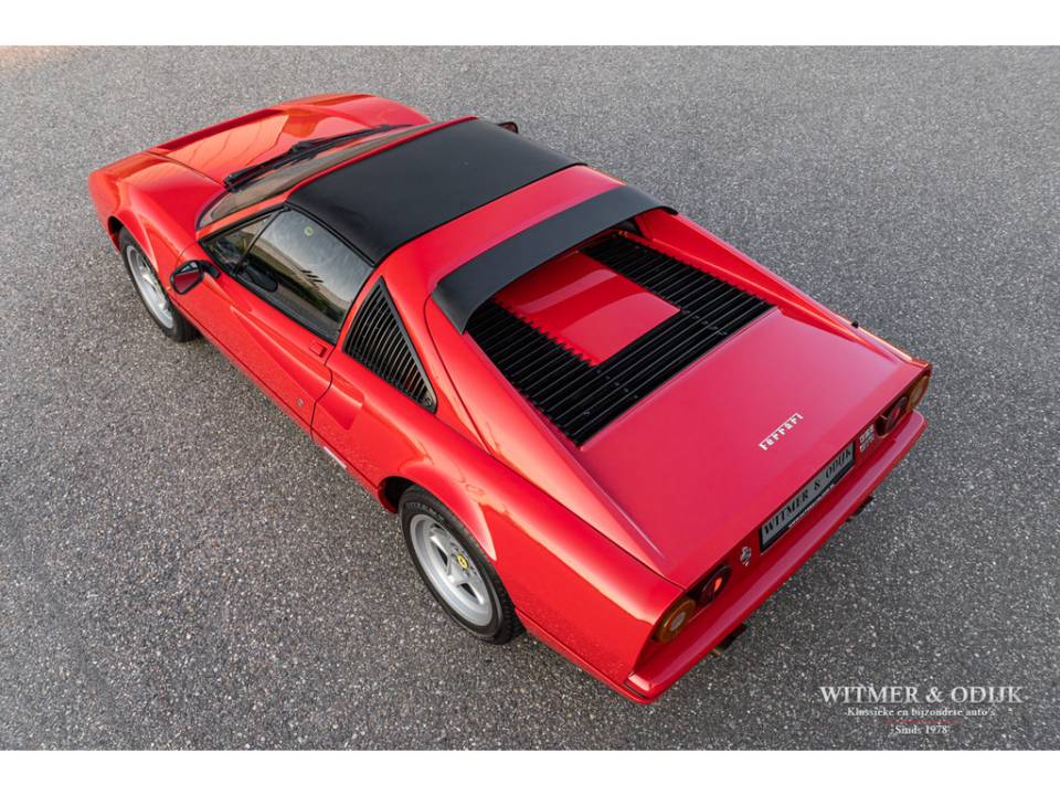 Image 9/35 de Ferrari 328 GTS (1986)