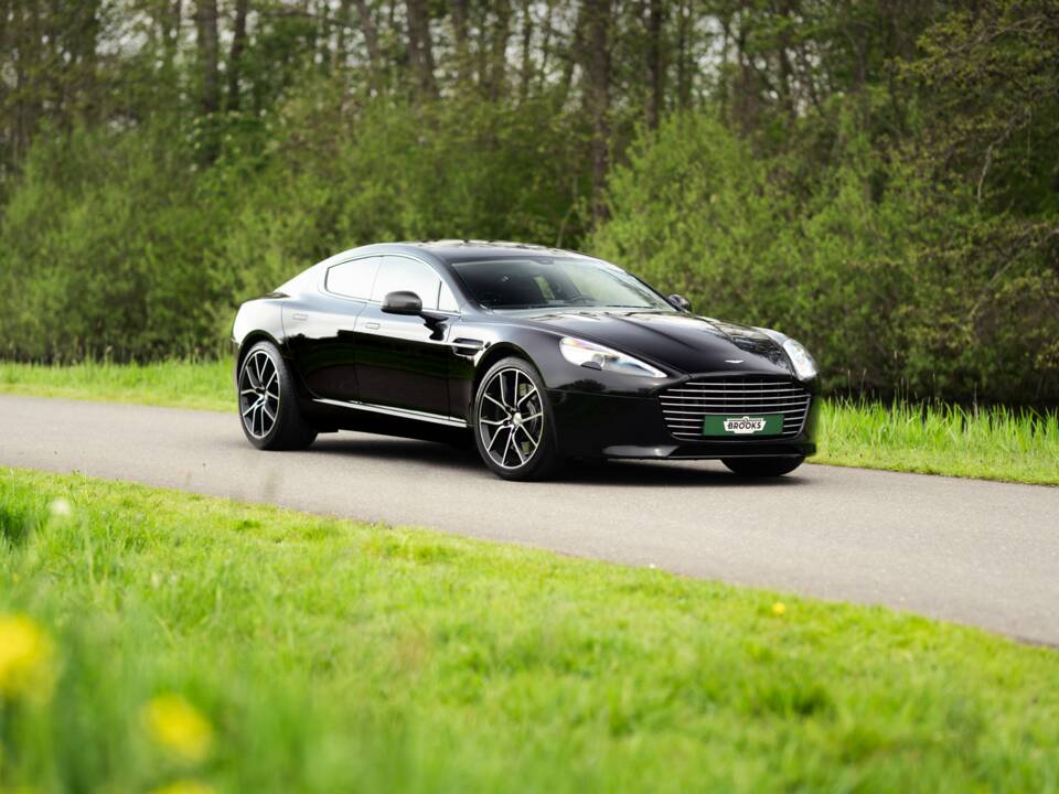 Immagine 1/31 di Aston Martin Rapide S (2014)